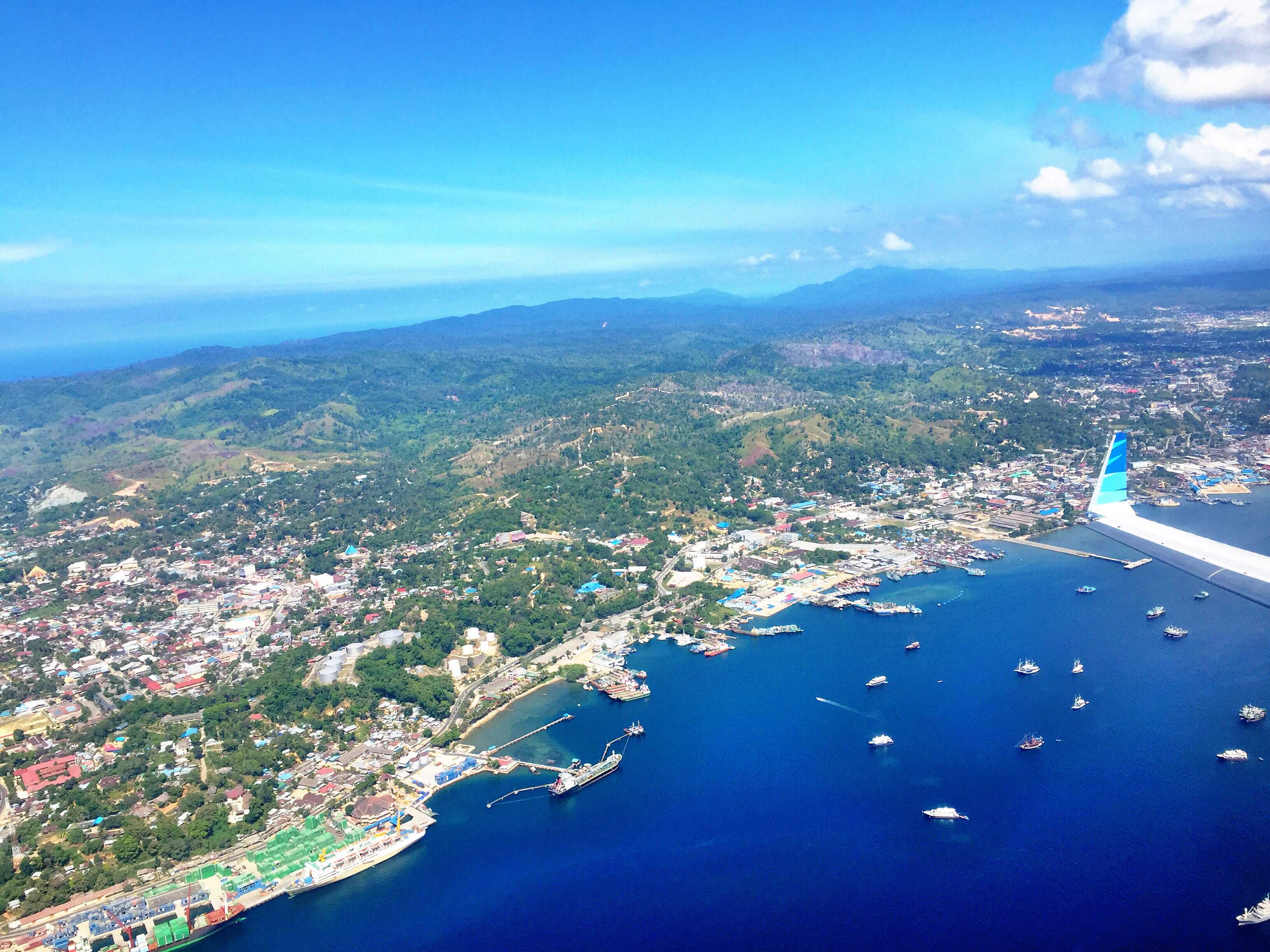 best plane window seat view between Sorong-Papua Island and Manado ...